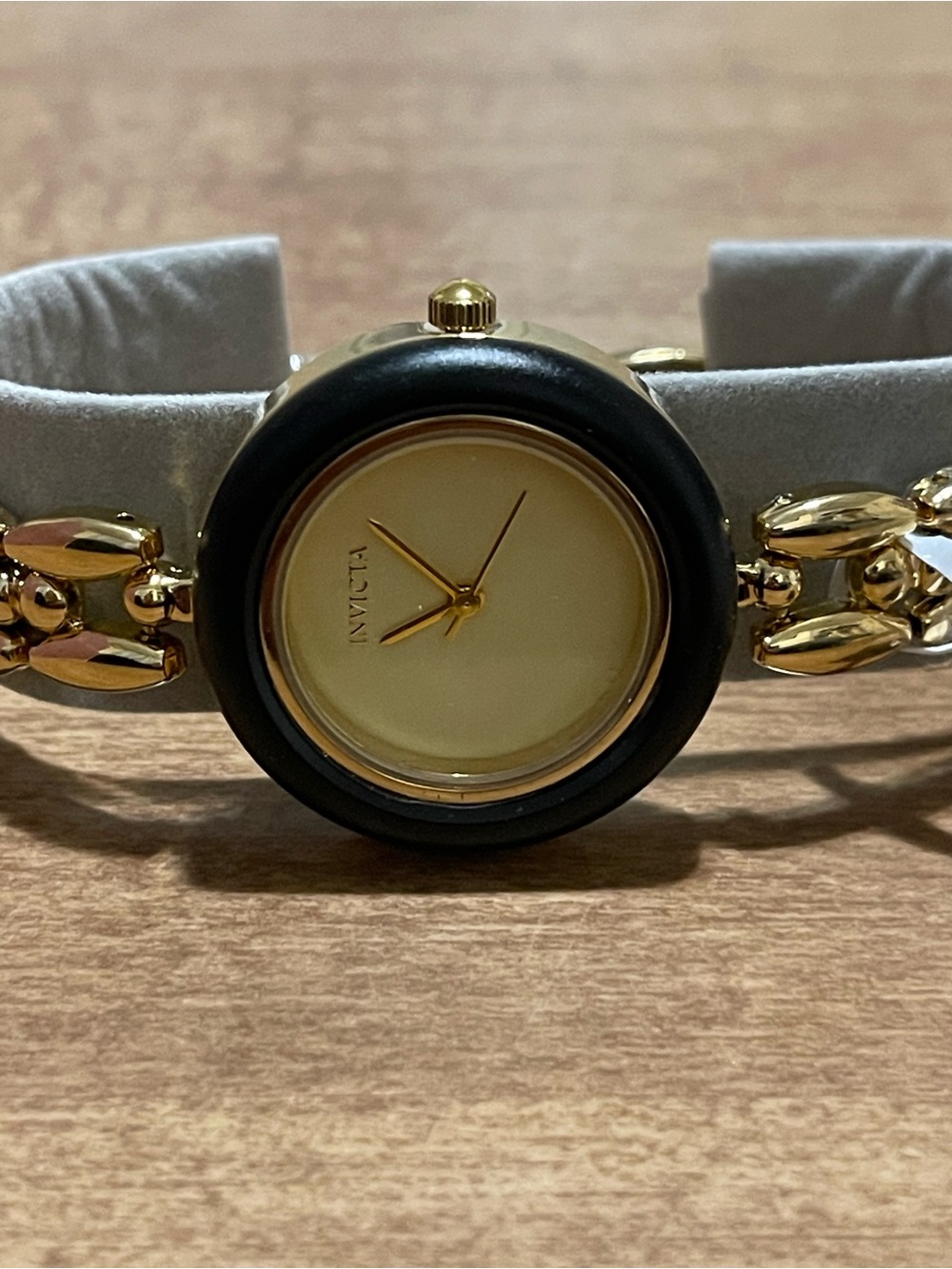 INVICTA Mayamar 6 Senses Interchangeable Bezel Lady 33mm Gold & Gold Dial New - Picture 4 of 11